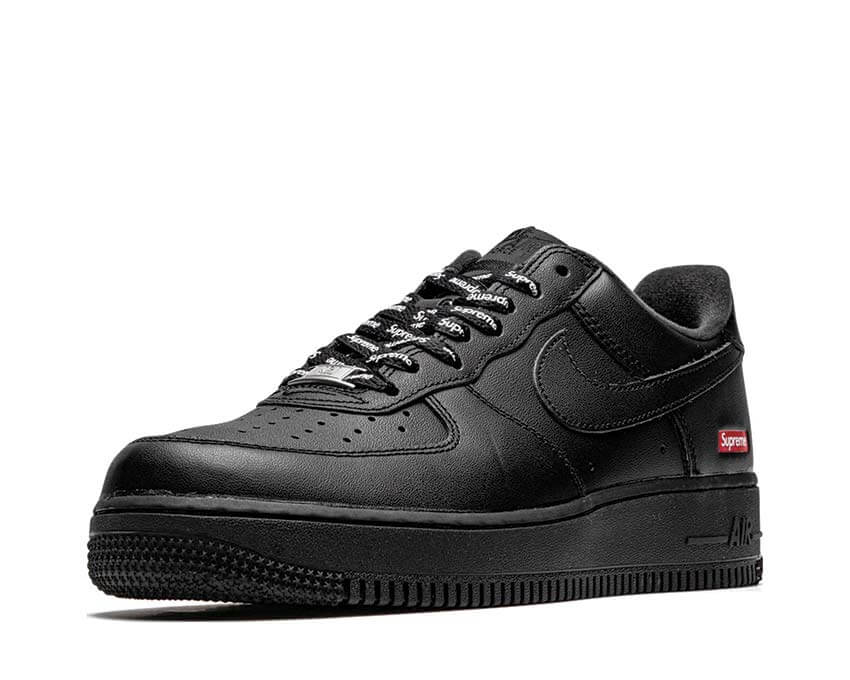 Nike x Supreme Air Force 1 Low