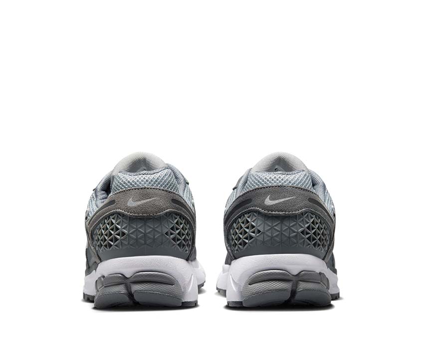 Nike Zoom Vomero 5 "Cool Grey"