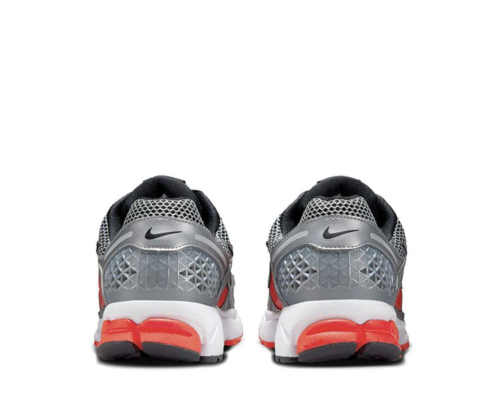 Nike Zoom Vomero 5 "Metallic Silver Red"