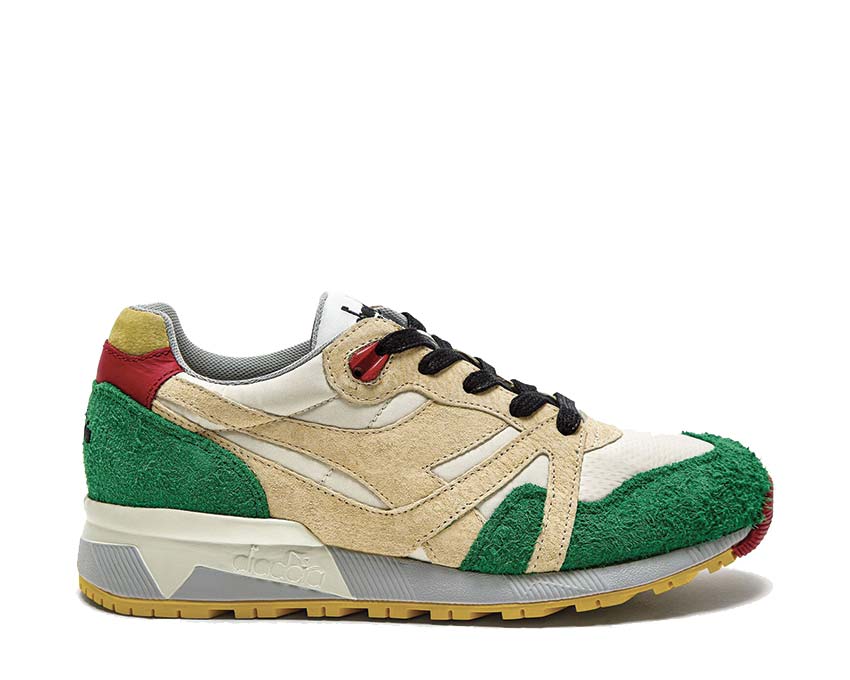 Italian based brand collaboration diadora pays homage to Manhattans Little Italy with a special edition Winter White 201.180176 01 20014