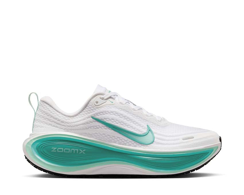 Nike Vomero Plus "Bleached Turquoise"