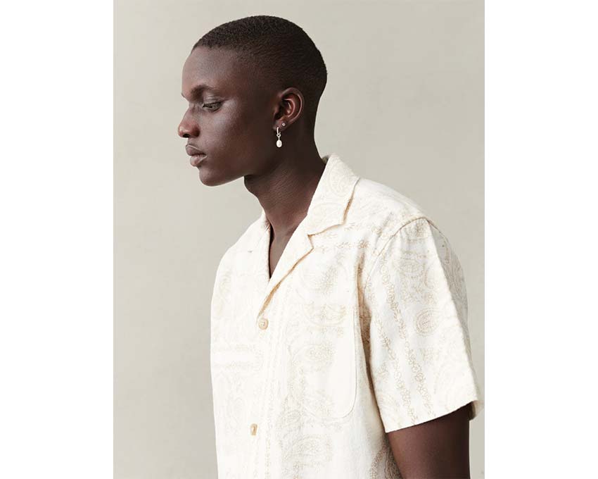 Les Deux this shirt adds up for an effortlessly comfortable fit Light Ivory LDM401076