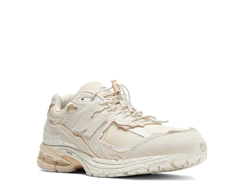 New Balance 2002R Sandstone M2002RDQ