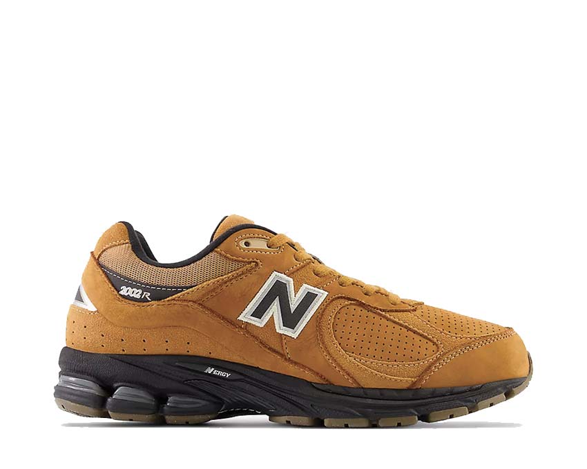 New Balance 2002R Tobacco / Black M2002REI