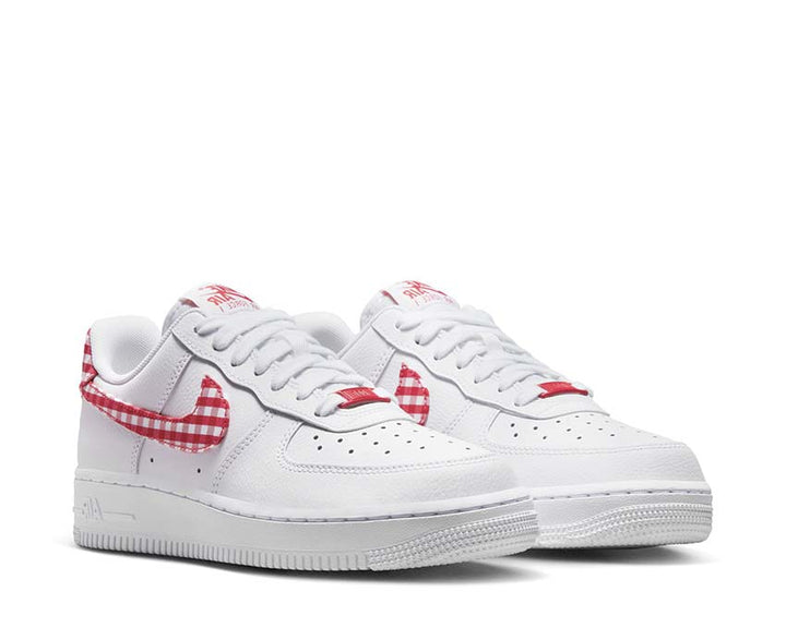 nike air force 1 07 ess trend w white 2 mystic red dz2784 101