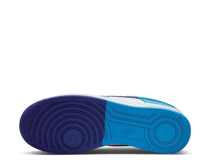 Nike Nike Football Academy Dry Pantaloncini con logo Nike nero e verde '07 LV8 White / LT Photo Blue - Deep Royal Blue DZ2522-100