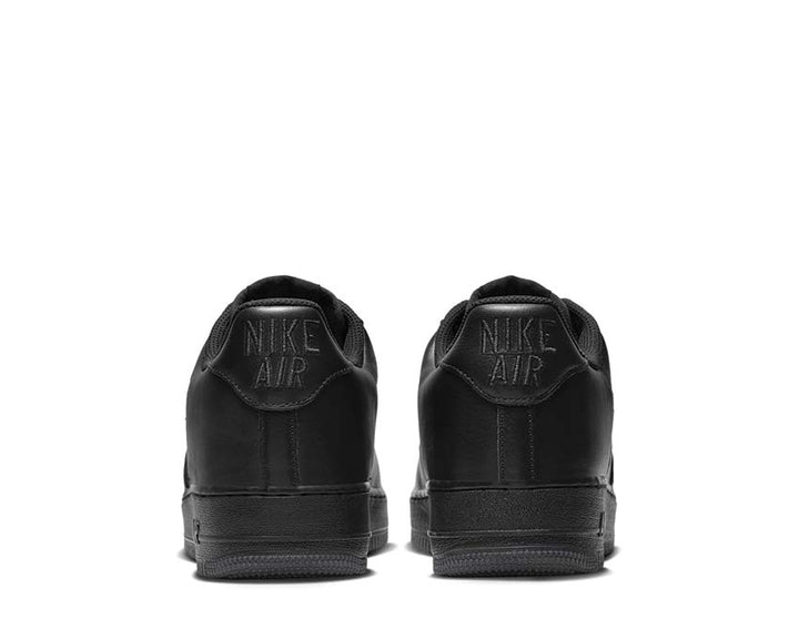 Nike yeezy triple white on feet Black / Black - Black FN5924-001