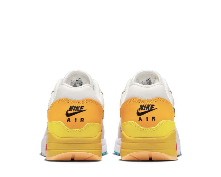 nike air behold low volt battery charger nike air max essential 1 fashion show schedule FQ2538-100