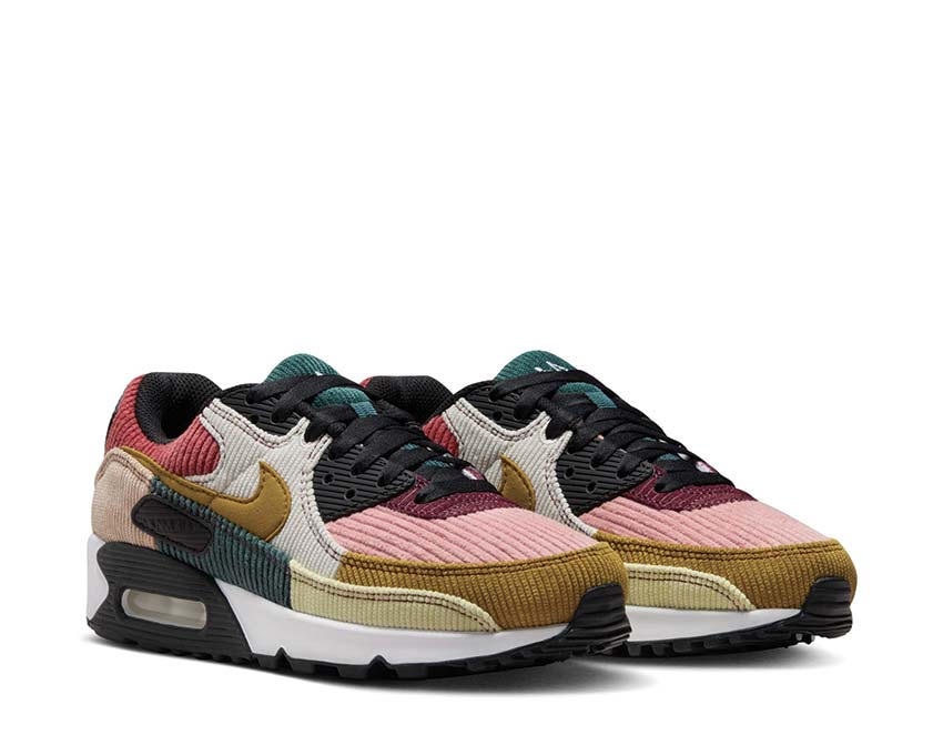Nike Air Max 90 Nike And Make Preparations For Their Expansion Into The Metaverse FB8455-001
