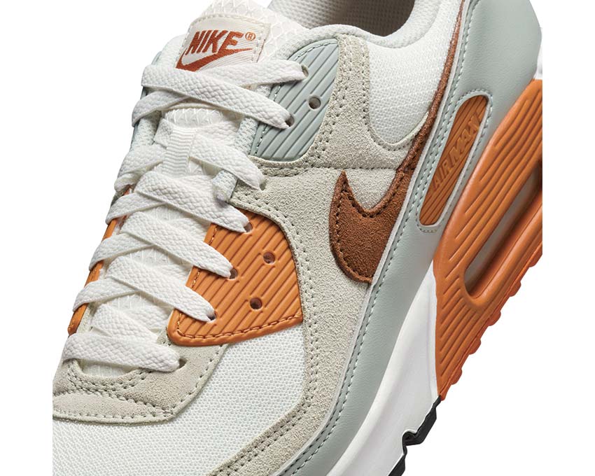 Nike Air Max 90 Summit White / LT British Tan - Monarch FN6958-100