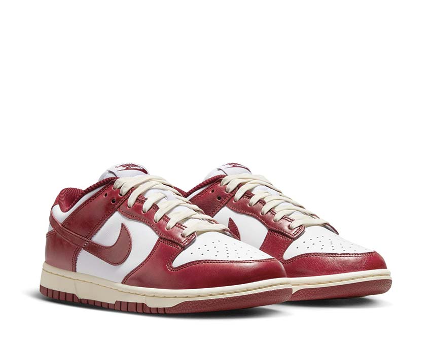 Nike Dunk Low PRM W White / Team Red - Coconut Milk FJ4555-100