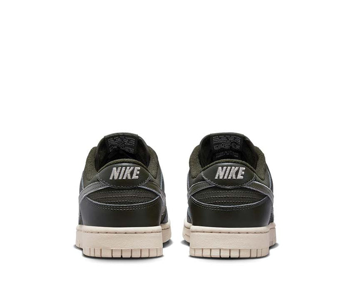 Nike womens Nike SB Charge Canvas sneakers in wit Sequoia / Sequoia - LT Orewood BRN DZ2538-300