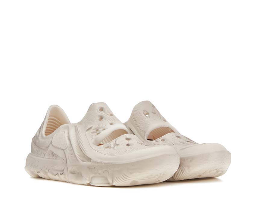 Nike ISPA Universal Natural / Black DM0886-103