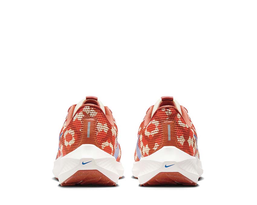 Nike Pegasus 40 Premium Coconut Milk / Hyper Royal - Burnt Sunrise FQ7680-100