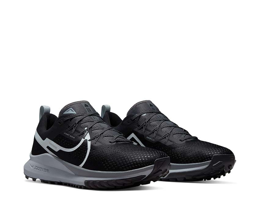 Nike Pegasus Trail 4 Black / Aura - Dark Grey - Wolf Grey DJ6158-001