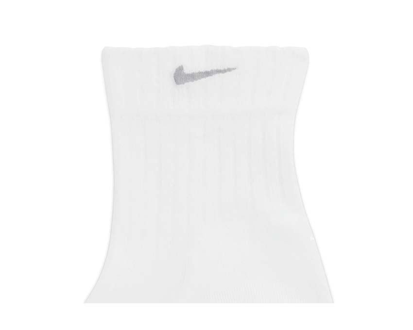 sheer nike socks