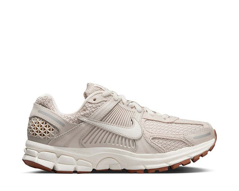 Nike Vomero 5 W LT Orewood Brn / Sail - Metallic Silver FZ3780-101