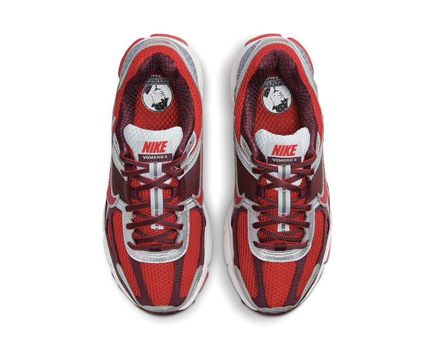 Nike Vomero 5 W Mystic Red / Mystic Red - Metallic Platinum FN7778-600