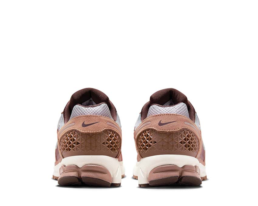 Nike Zoom Vomero 5 Dusted Clay / Earth - Platinum Violet HF1553-200