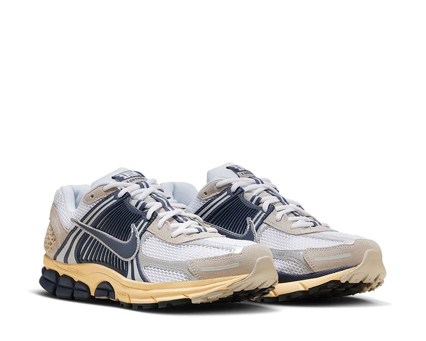 Nike Zoom Vomero 5 White / Thunder Blue - Cream II HF4259-100