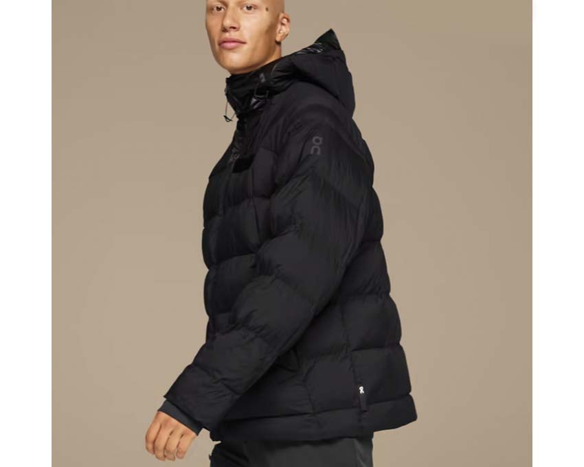 On Running Challenger Jacket Black 1MD30120553