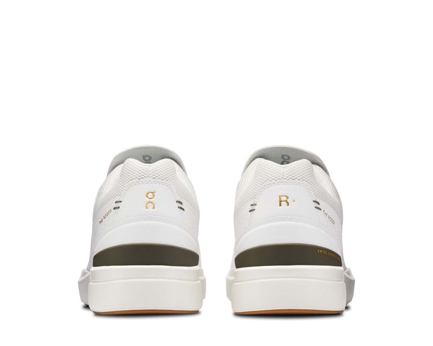ON The Roger Centre Court White / Olive 3MD30241528