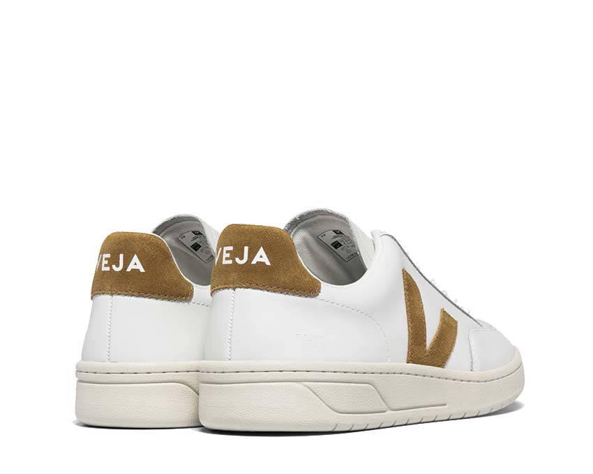 Veja V-12 Leather Veja V-12 womens Shoes Trainers in White XD0202322B