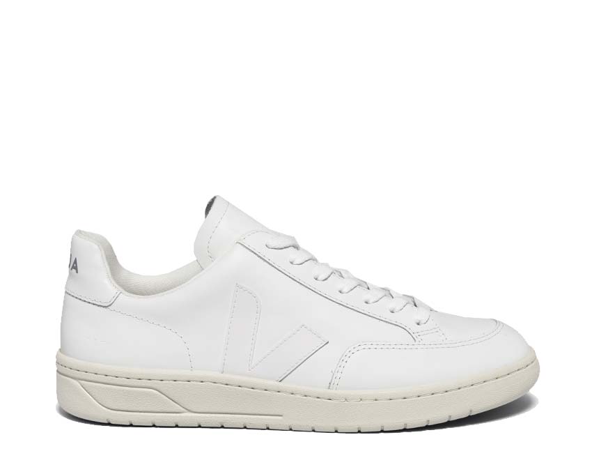 VEJA V-12 Leather Extra White XD0202297B