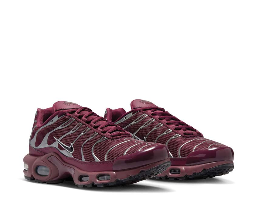 ☆【NIKE】☆WMNS AIR MAX PLUS SE NIGHT MAROON/DARK TEAMRED☆ HJ9743-600 Nike Air Max Plus SE Night Maroon Dark Team Red