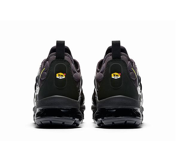 Nike Air VaporMax Plus Black Volt 924453-009