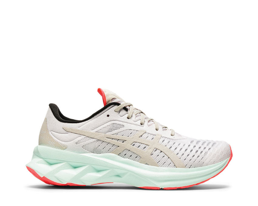 Asics Novablast SPS White / Smoke Grey 1022A378