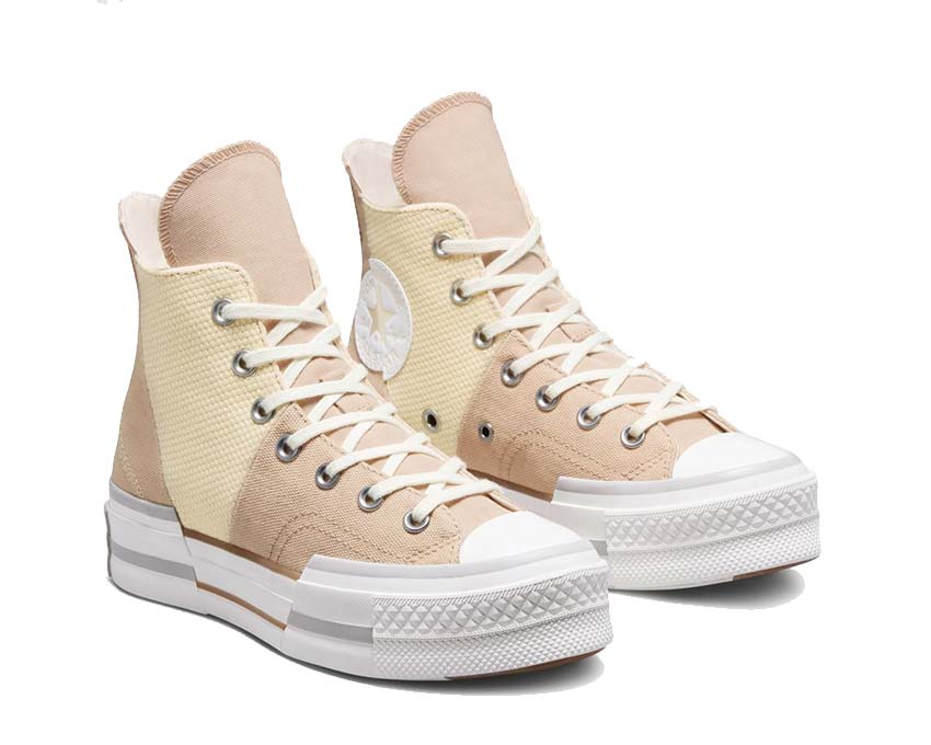 Converse Converse Chuck 70 Embroidered Lips High Oat Milk / White A03498C