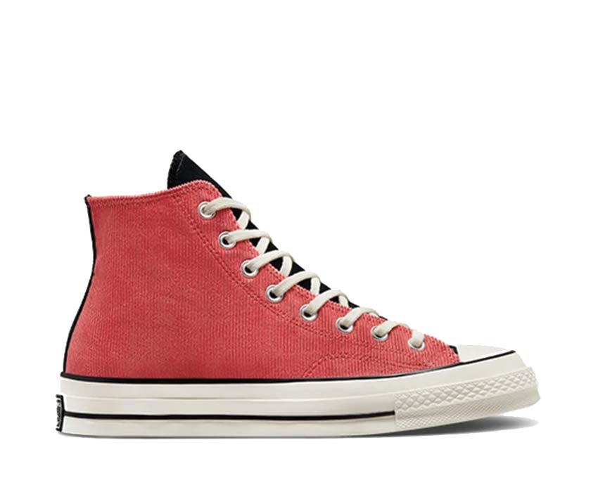 Converse The classic Converse models have been rebuilt using a loosely Rhubard Pie A04331C
