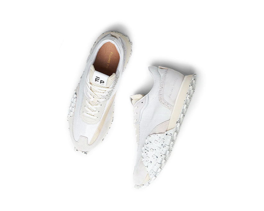 Filling Pieces Crease Runner Sprint