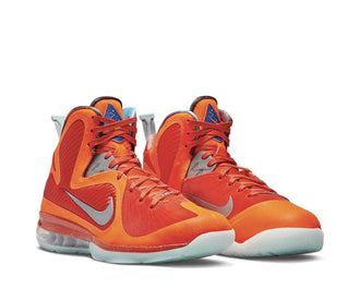 Nike LeBron IX Total Orange — vue latérale tige technique orange