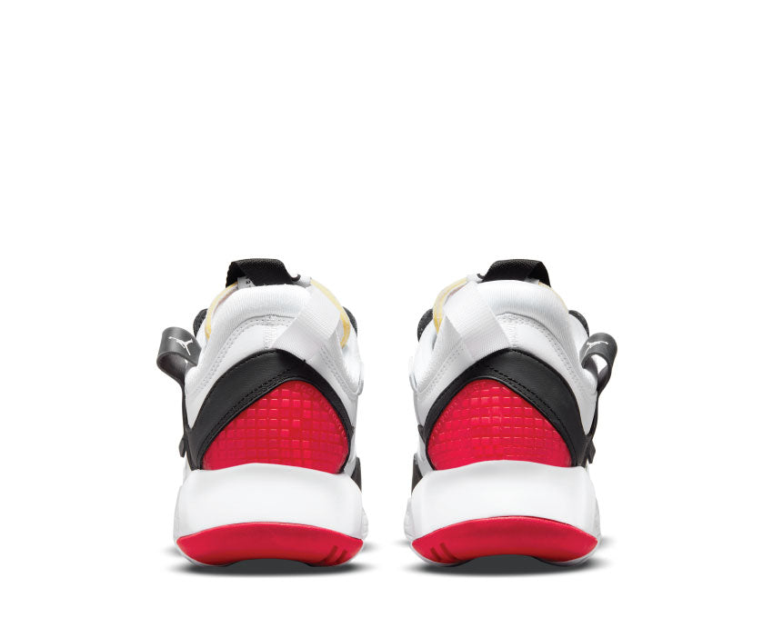 Jordan MA2 White / Black - University Red - LT Smoke Grey CV8122-106