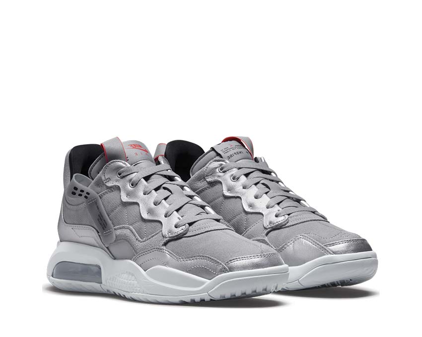 Jordan MA2 Wolf Grey / Black - Metallic Silver CV8122-009