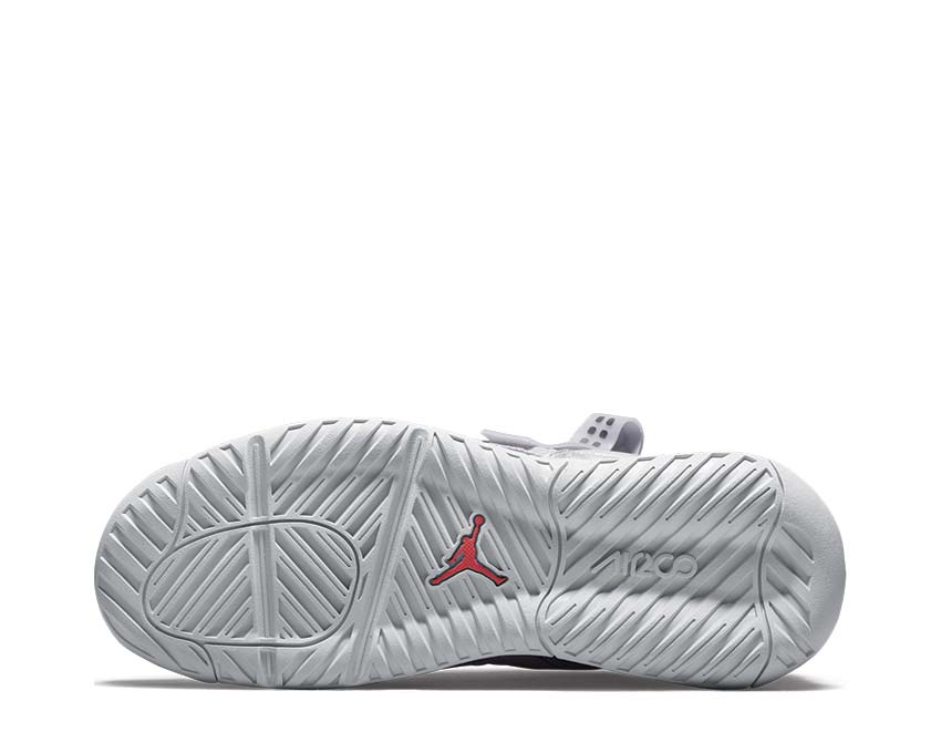 Jordan MA2 Wolf Grey / Black - Metallic Silver CV8122-009