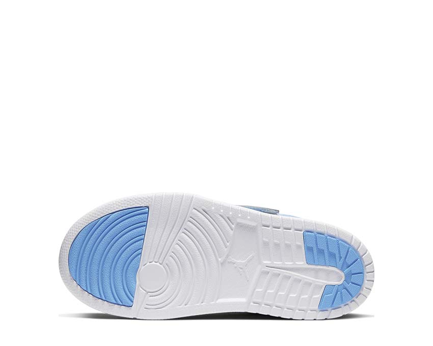 Sky Jordan 1 Fearless University Blue / White - Black CT2477-400