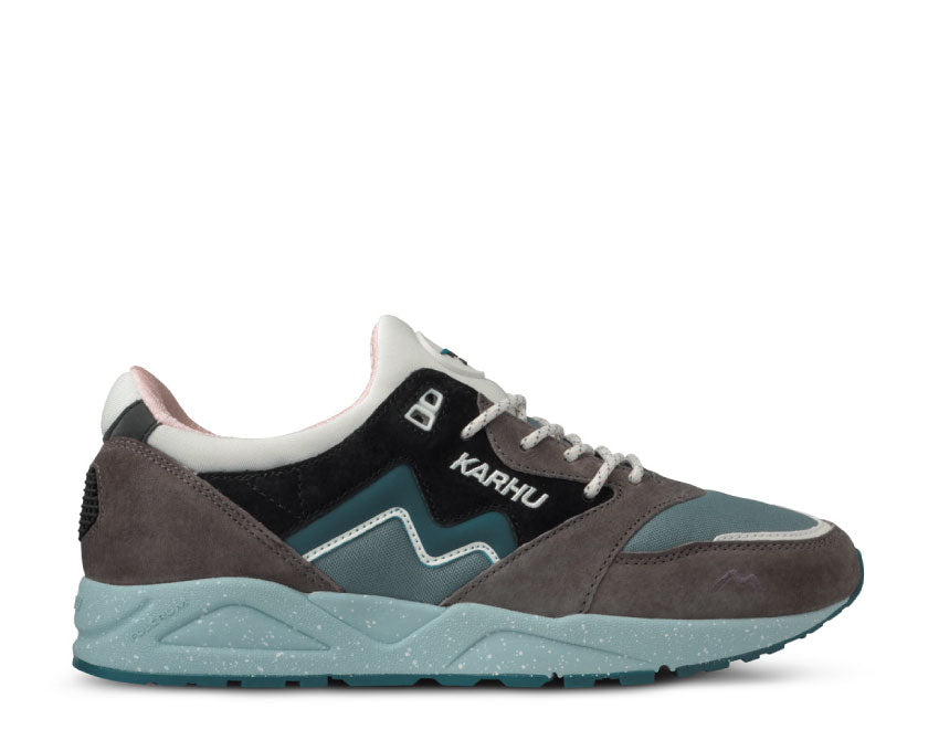 Karhu Aria Plum Kitten / Jet Black F803077