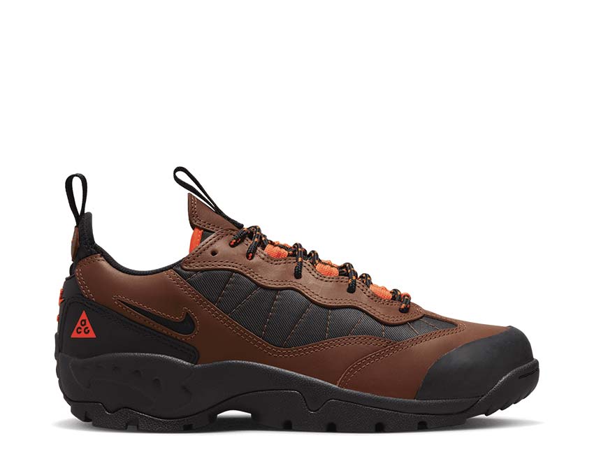 Nike ACG Air Mada Bison / Black - Hyper Crimson - Total Orange DO9332-200