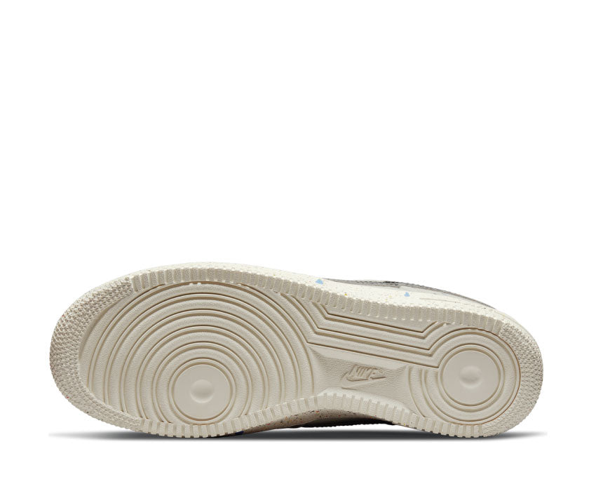 Nike Air Force 1 '07 LV8 Light Bone / Black - Sail CZ0339-001