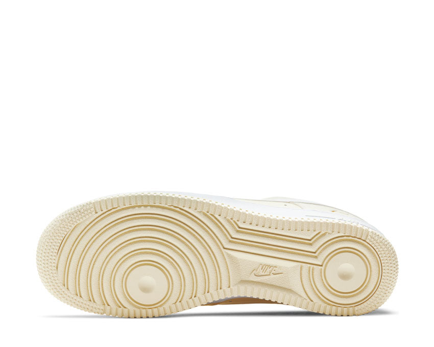 Nike Air Force 1 '07 Premium Coconut Milk / White - University Red CW2919-100