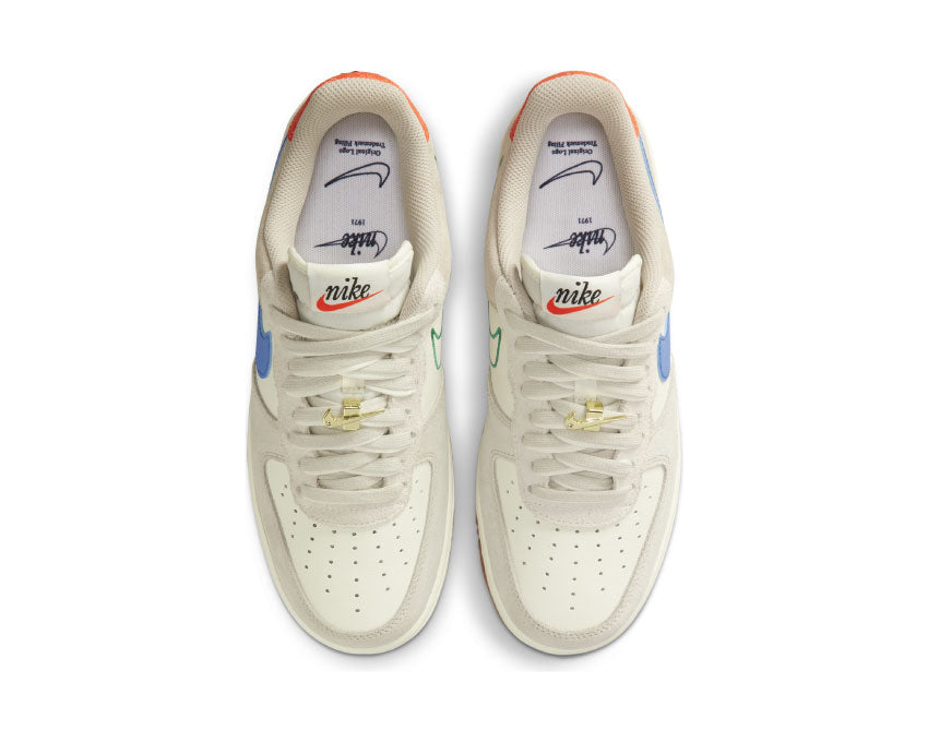 Nike Air Force 1 '07 SE Sail / Green Noise - Cream II - Light Bone DA8302-100