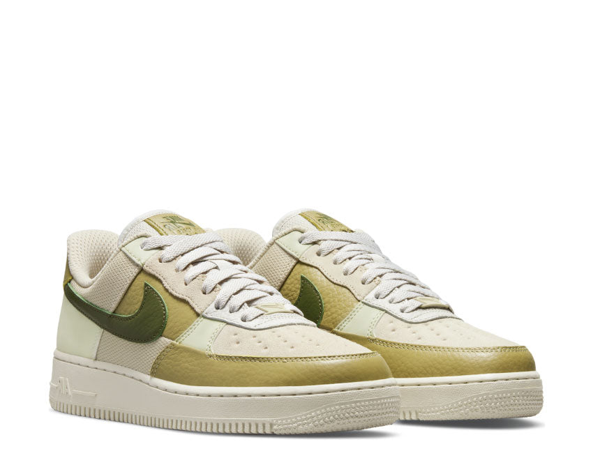 Nike Air Force 1 Light Bone / Rough Green - Olive Aura DO6717-001