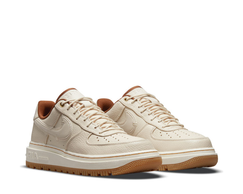 Nike Air Force 1 LUXE Pearl White / Pale Ivory - Pecan - Gum Yellow DB4109-200