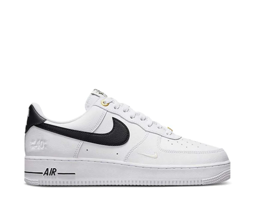 Hier kannst du bei Marken wie Nike '07 LV8 White / Black - White DQ7658-100