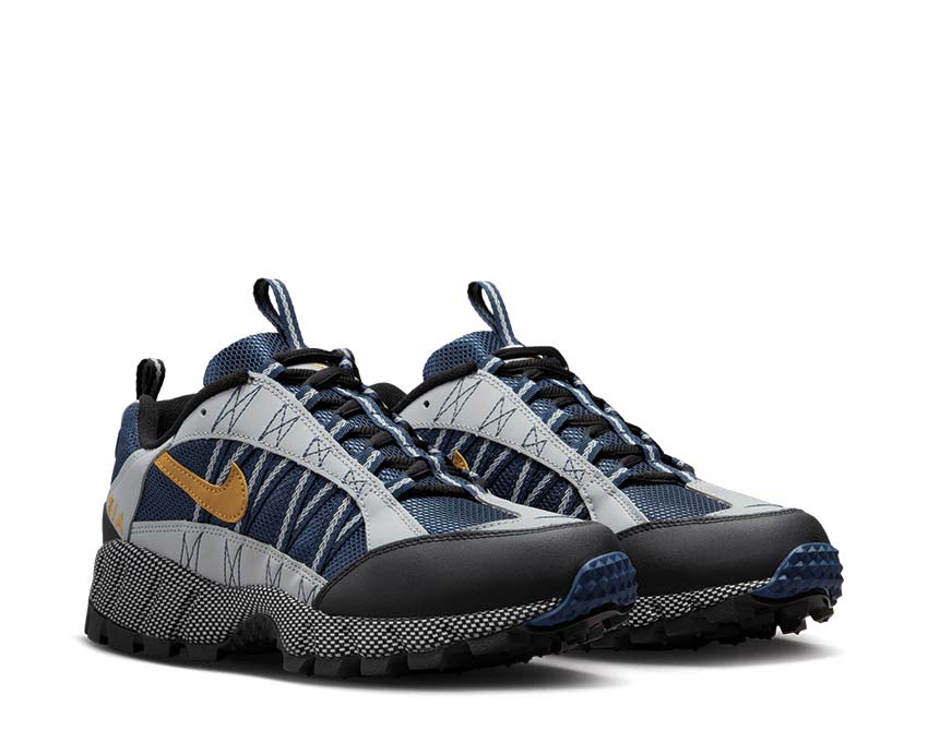 Nike Air Humara QS Faded Spruce / Night Maroon - Obsidian FJ7098-300