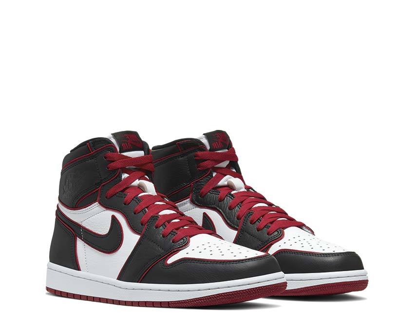 Air Jordan 1 Retro High OG  display picture 3