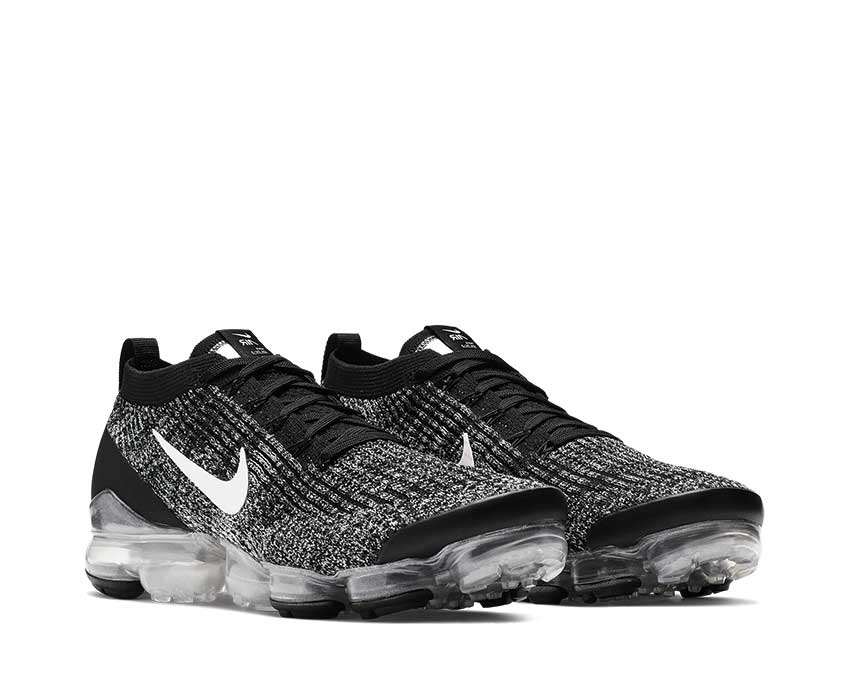 Nike Air Vapormax Flyknit 3 Black White Metallic Silver AJ6900-002